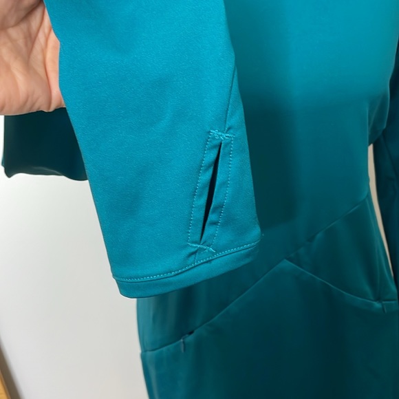 Betabrand Red Eye Travel Dress - Picture 3 of 12